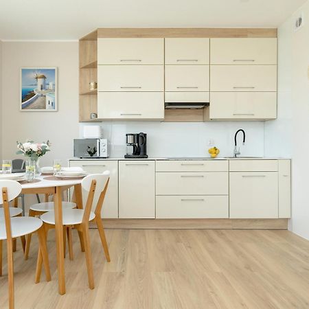 Klifowa Resort With Spa, Fitness & Kids Club By Noclegi Renters Rewal Buitenkant foto