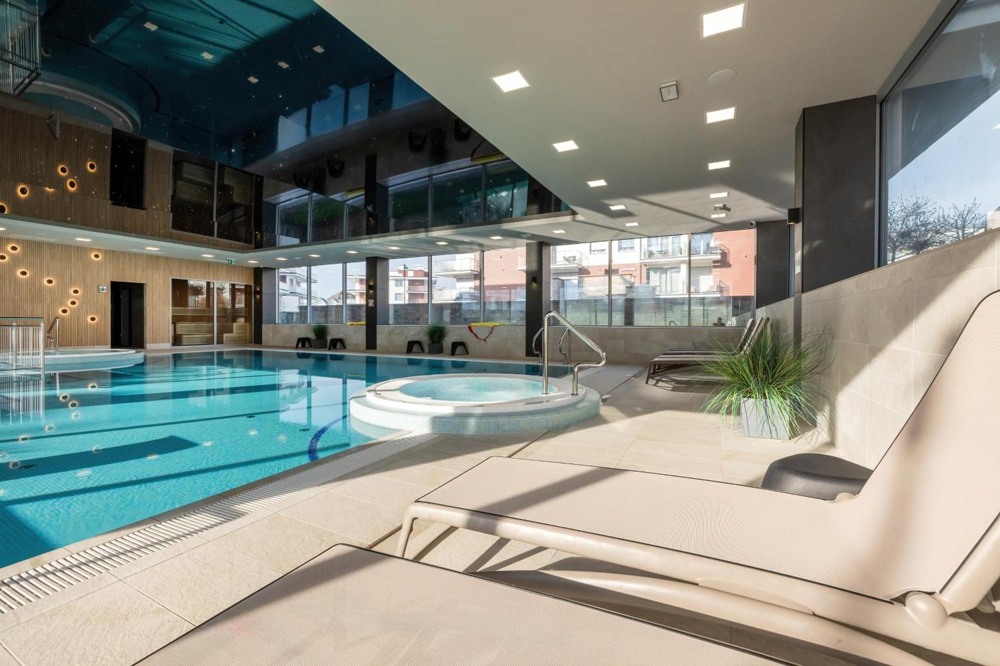 Klifowa Resort With Spa, Fitness & Kids Club By Noclegi Renters Rewal Buitenkant foto
